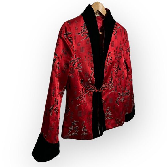 Elegant Red and Black Women's Jacket - Picture 4 of 15